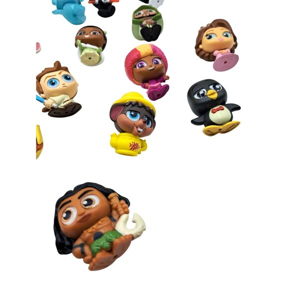 Disney Doorables Mini Collectible Figures Set Of 24 - Picture 10 of 10